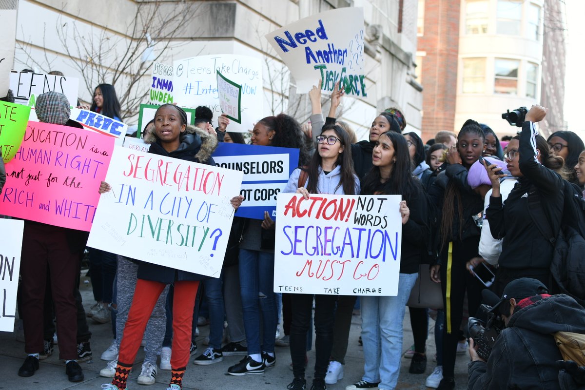 TeensTakeCharge's tweet photo. 1 Year Ago Today:
Students from different high schools in the John Jay Campus in Park Slope, segregated by a staircase, came together to demand citywide action to #IntegrateNOW and #UnscreenOurSchools.
We're still fighting with all we've got 💪 https://t.co/0JYKb5Sa7E