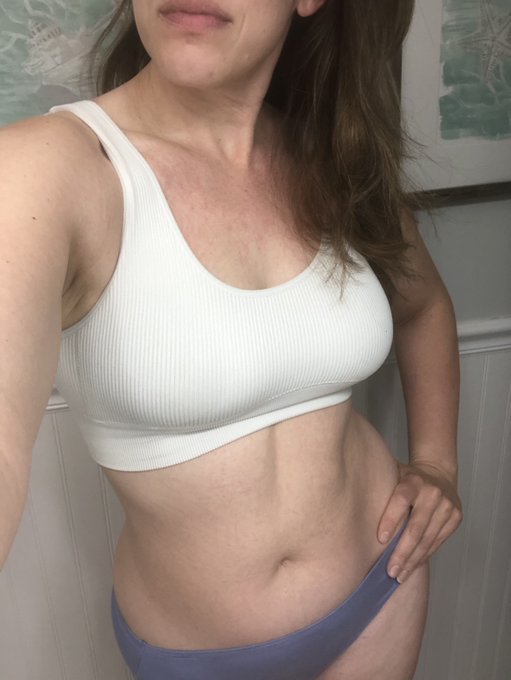 Would you like to play with my curves? https://t.co/g2SAAWHqvX