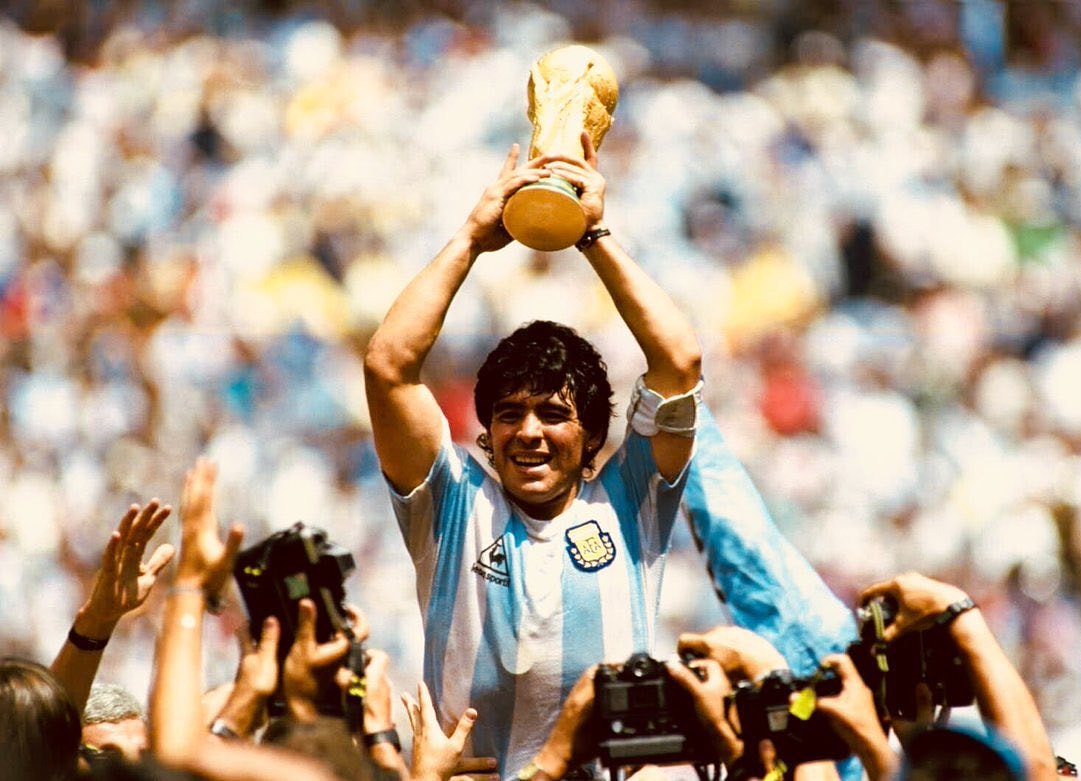 Leyenda.
Descansa en paz.
#diegomaradona