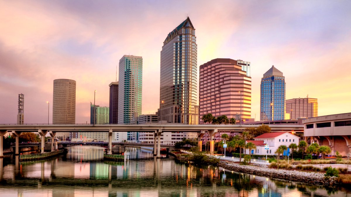 Royal Caribbean tweet media