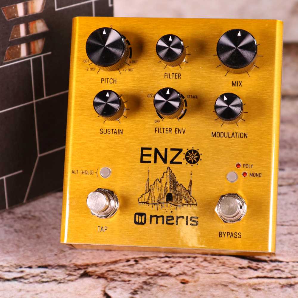 Used @meris_us Enzo about to get posted online! Don't wait on this guy.
.
.
.
#usedgear #preownedtone #meris #enzo #pitch #truebypass #gear #gearybusey #tonemob #gold #knobs #pedal #effects #poly #musician #musicianlife #guitar #guitargear #guitarofinstagram #instaguitarist