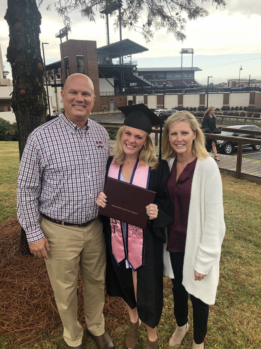 bryandcollier's tweet photo. #HailState https://t.co/J3zxXD9mDM