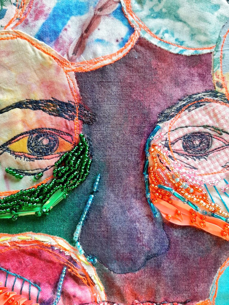 KarenaRyan's tweet photo. A few close ups of my self portrait for @knitnstitchshow #beyondks #Colourpop #irishtextileartist #contemporarytextiles https://t.co/abDXI0pANs