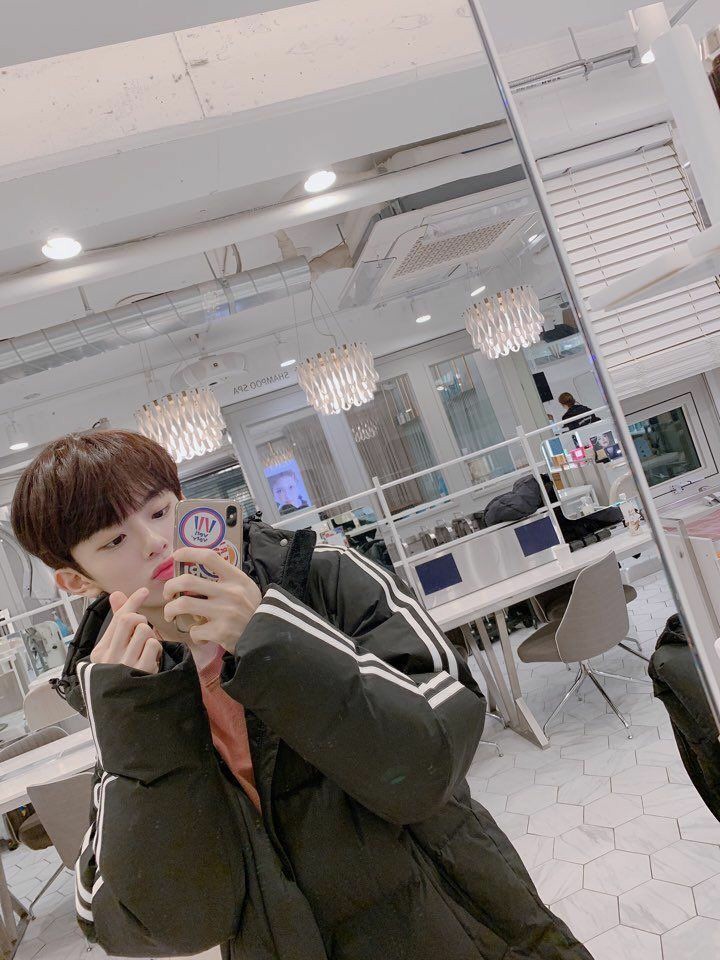 —needy (seriously, very needy)—pajama parties at his house almost every week𝕡𝕙𝕠𝕥𝕠𝕤 𝕪𝕠𝕦 𝕨𝕠𝕦𝕝𝕕 𝕙𝕒𝕧𝕖 𝕠𝕟 𝕪𝕠𝕦𝕣 𝕡𝕙𝕠𝕟𝕖 𝕚𝕗 𝕪𝕠𝕦 𝕕𝕒𝕥𝕖𝕕 𝕪𝕠 𝕜𝕒𝕟𝕘𝕞𝕚𝕟: