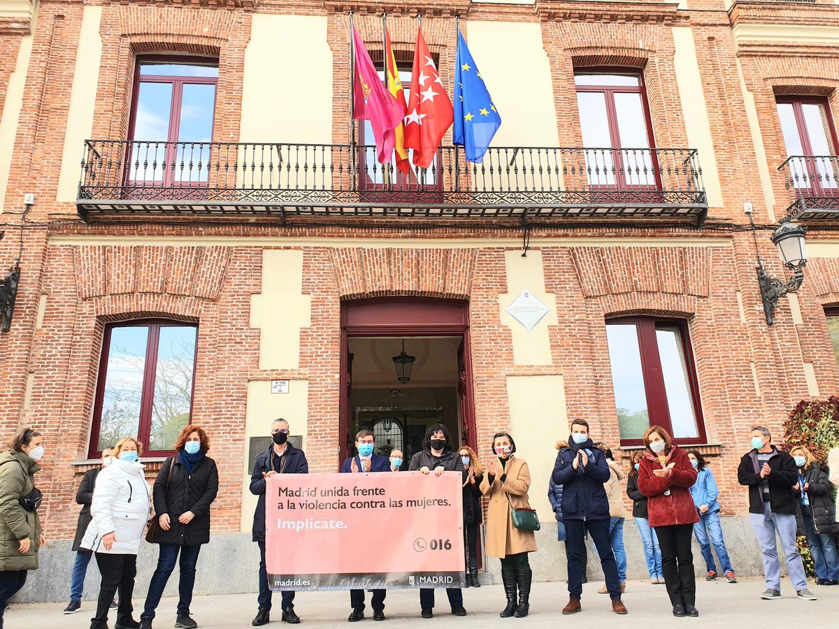 pebarrero's tweet photo. Hoy mis compañeras Vocales #MariaEdilma @81pennylane @Mtlch50 han participado en los actos institucionales @JMDLatina @JMDCarabanchel y @JMDSalamanca en el Día Internacional de la Eliminación de la Violencia contra la Mujer. Aún queda mucho por hacer.
#ContraLaViolenciaMachista💜 https://t.co/XWKcLxIU6r