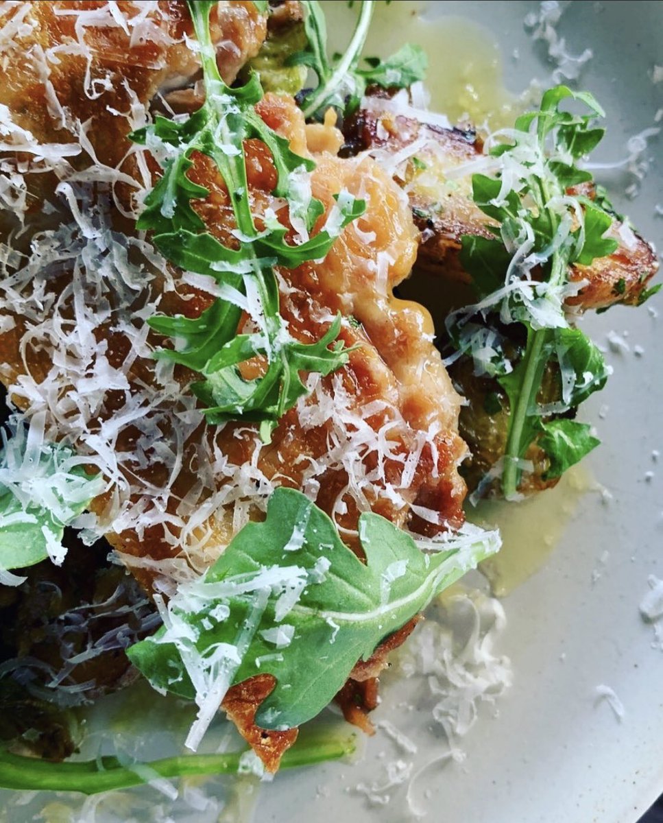 Our next #homeschoolseries episode goes live Thursday December 3rd &amp; features <a href="/ChefEligh/">Kristian Eligh</a> from the <a href="/toptablegroup/">Toptable Group</a> showing us how to make Brick Pressed Chicken with caramelized brussel sprouts &amp; roasted fingerling potatoes. Register at 17blackevents.com