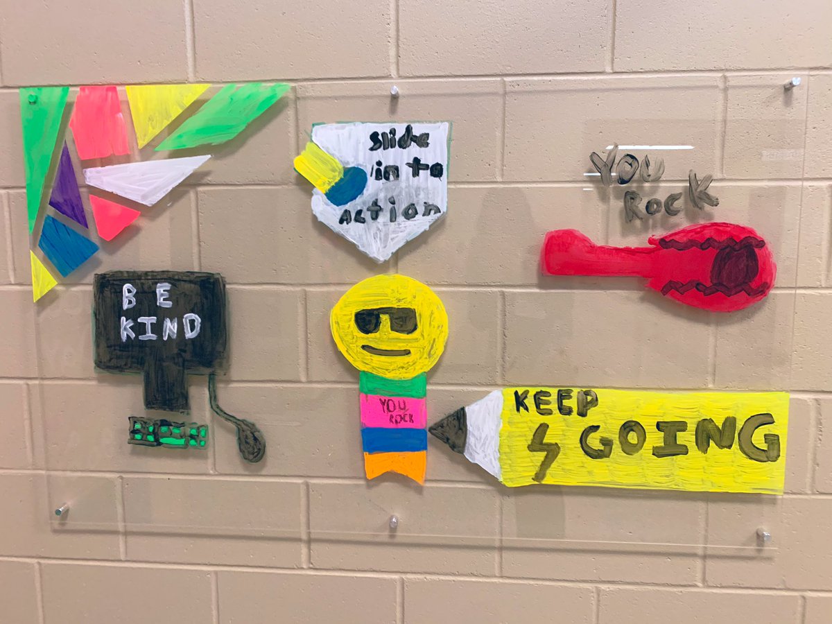 hanfelthawks's tweet photo. We are going to take some time today to showcase some of our favorite things in our school.  

First up... check out these amazing student positive murals that our Leader In Me Lighthouse team made sure were ready for kids to decorate! 

Creative. Positive. Fun. 🤩🎨 https://t.co/8HLKKp8B6O
