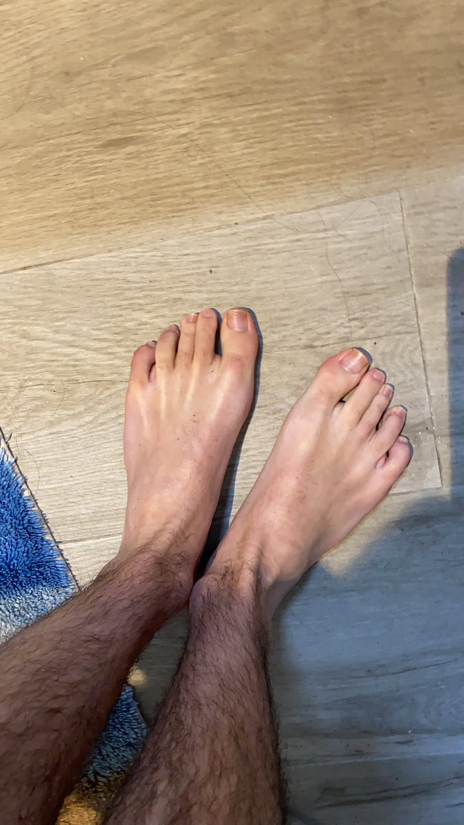 FSeller18's tweet photo. Wanna watch me massagin them?? (Dms open) #feet #feetfetish #feetpic #feetsell #feetgay #feetboy #feetseller #feetbuyer #feetsell #picseller #picbuyers https://t.co/wYdQ8t7sAF