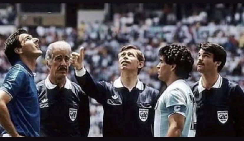 LeoAriasPrensa's tweet photo. Cuando la suerte no te importa y el destino está en tus manos, no miras la moneda #Maradona https://t.co/iOhhhTsnNQ
