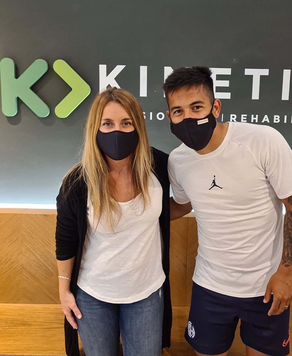 Evaluando a <a href="/elnico96_nf/">Nicolas Fernández</a> en <a href="/KineticsKinesio/">Kinetics</a>