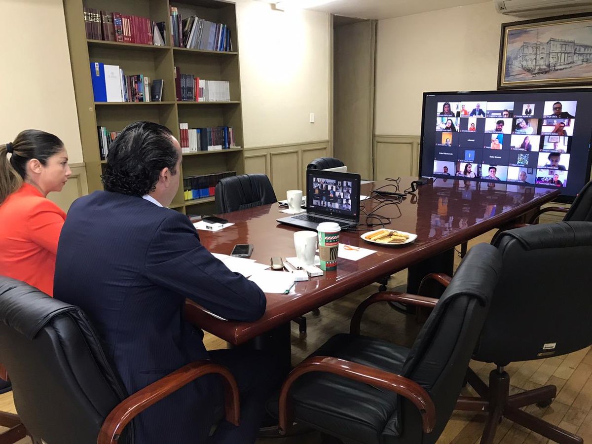 Agustin Goicoechea (@agustingoicoec2) on Twitter photo Clausurando el conversatorio de la Subsecretaría a cargo y en representación de <a href="/RabinSalazar/">Rabindranath Salazar Solorio</a> a fin de erradicar la violencia de género en la Subsecretaría #ViolenciaContraLasMujeres #ViolenciaDeGenero <a href="/SEGOB_mx/">Gobernación</a> @inmujeres Clausurando el conversatorio de la Subsecretaría a cargo y en representación de <a href="/RabinSalazar/">Rabindranath Salazar Solorio</a> a fin de erradicar la violencia de género en la Subsecretaría #ViolenciaContraLasMujeres #ViolenciaDeGenero <a href="/SEGOB_mx/">Gobernación</a> @inmujeres