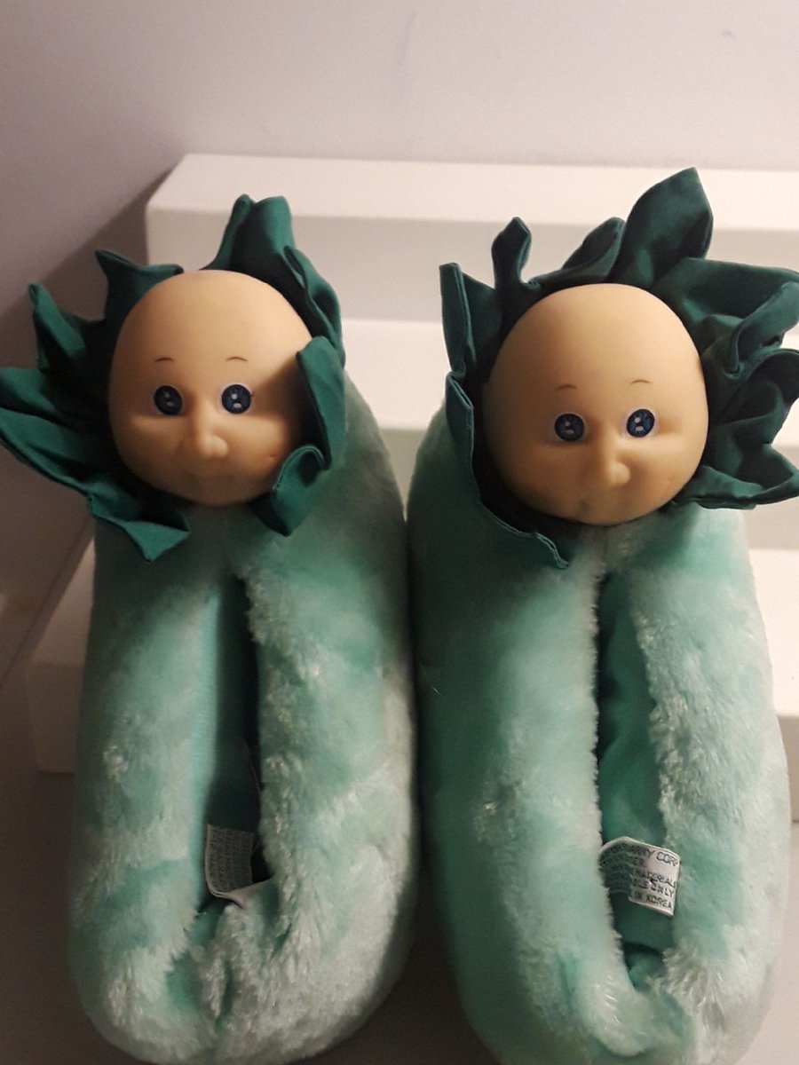 blaqsheeps's tweet image. #princestory #truestory 
One of the infamous rent the theater out nites, I was standing there talking to trevor . (P was on the other side of him) he leaned over and said "I like your shoes" . I laughed , and then gave him a hug . These were the "shoes" (it was 2am don't judge)