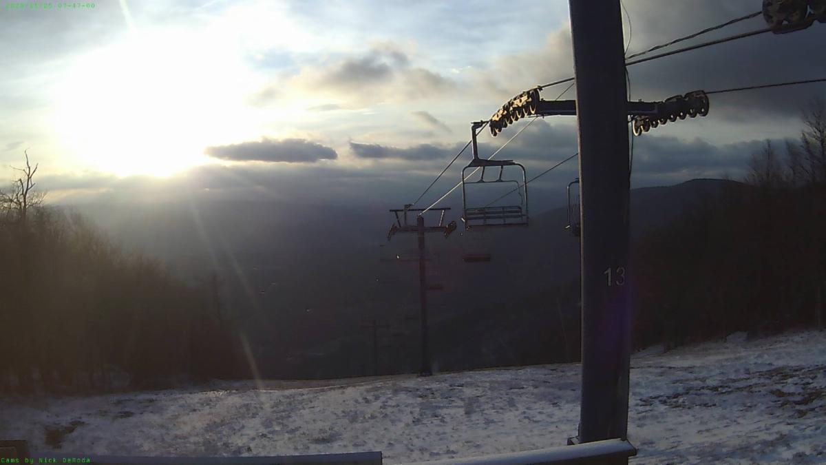 Enews:  Snowmaking, Season Programs &amp; NEW Mountaintop Cam conta.cc/2V2GbuY