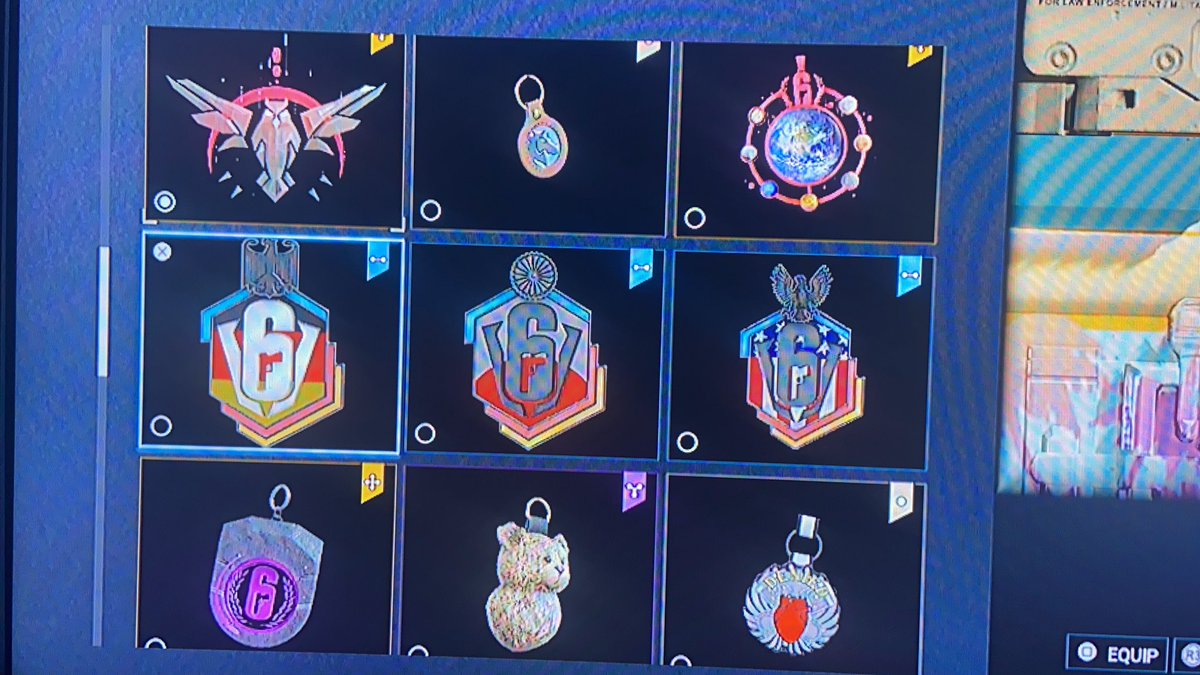yTooWavy1's tweet photo. Will sell for psn card 
Rts app x https://t.co/Yl8Euj5ftK