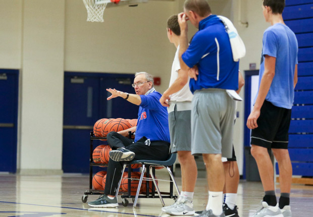 The Commercial Review tweet media