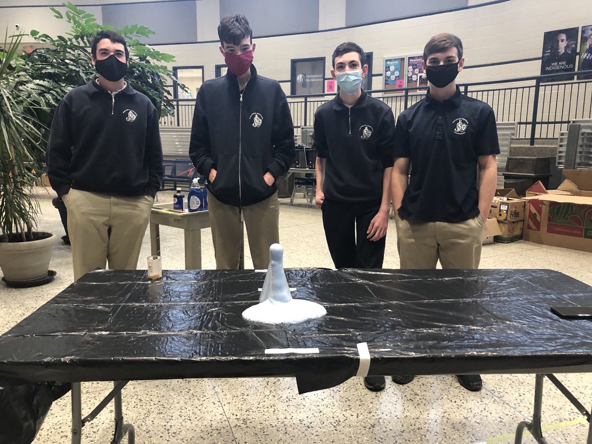 CCHIB4's tweet photo. Grade 11 IB students working on their Group 4 projects, creating videos that complement the elementary science curriculum. These will be shared with our feeder schools! #continuethetradition https://t.co/jEq5ldIcY9