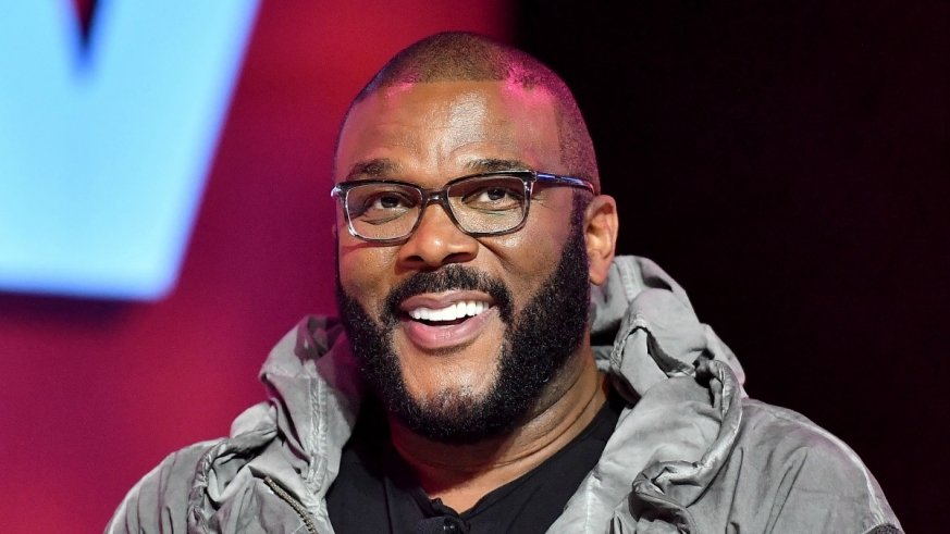 . @TylerPerry organized a Thanksgiving food giveaway and fed 5k families.  #ValueUsAlive