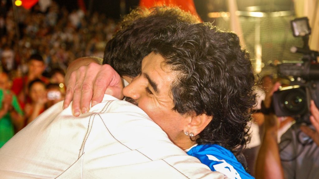 SergioMassa's tweet photo. Argentina te ama y te va a extrañar. Infinitas gracias por tu magia y tu argentinidad. 
Descansa en paz, Diego. https://t.co/X0g99Neich