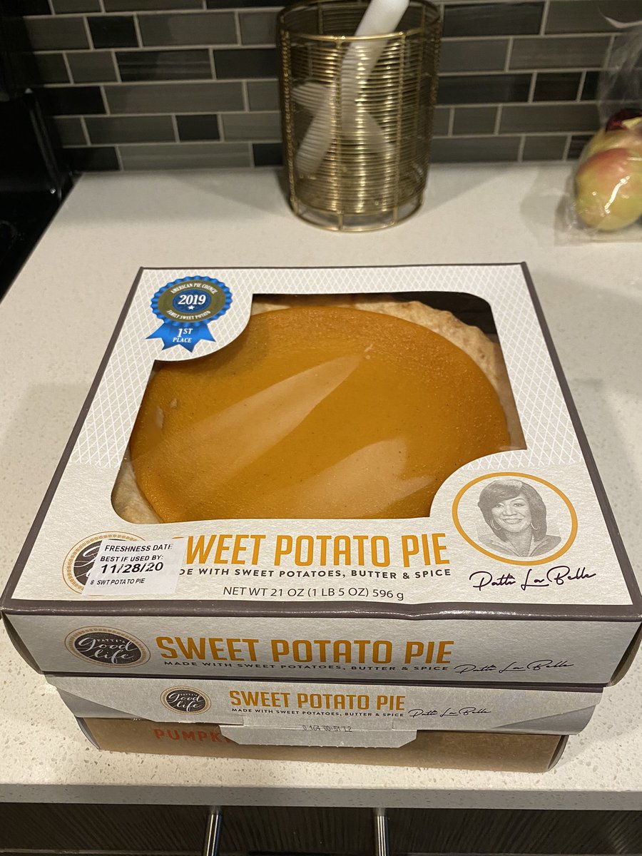 CKTheGreat_'s tweet image. how it started vs how it’s going 🥴😂