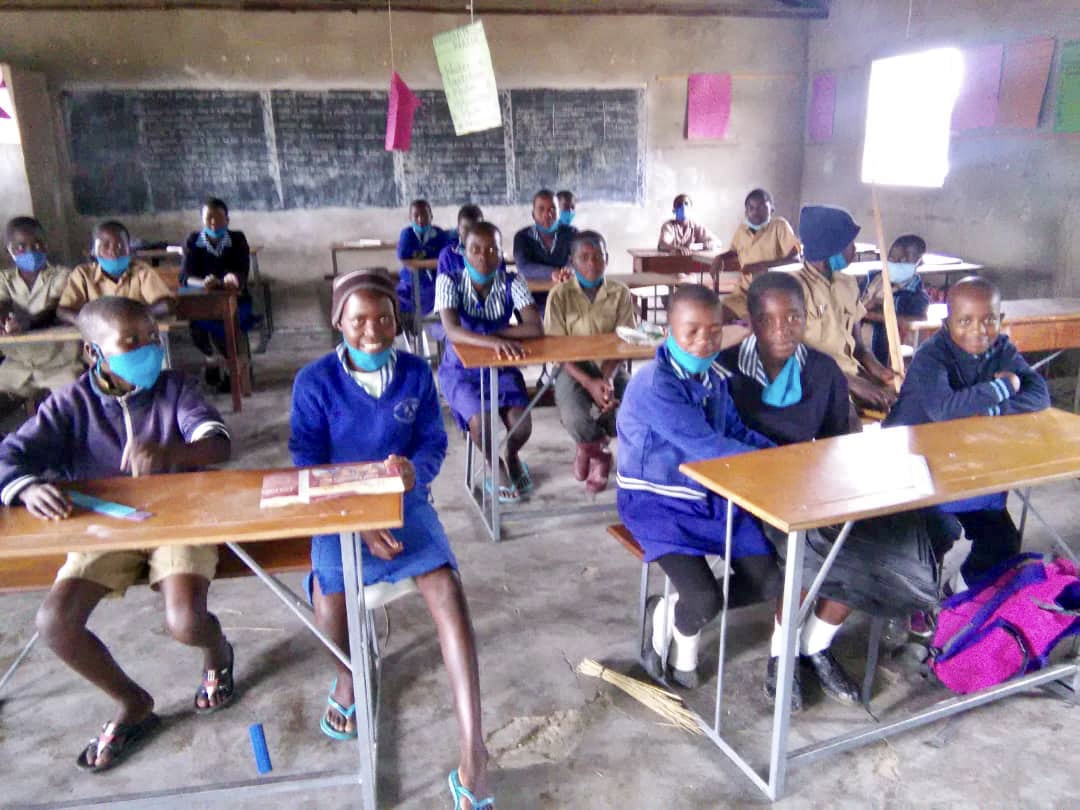 Kidsinneedafric's tweet photo. Not every person without an education is living in extreme poverty, but most of the extremely poor do lack basic education.
.
.
#africa #childreneducation #helpchildren #educationhelp #helpme #nonprofitorganization #nonprofit #africahelp #helpeducation https://t.co/xO2JqQRUBj