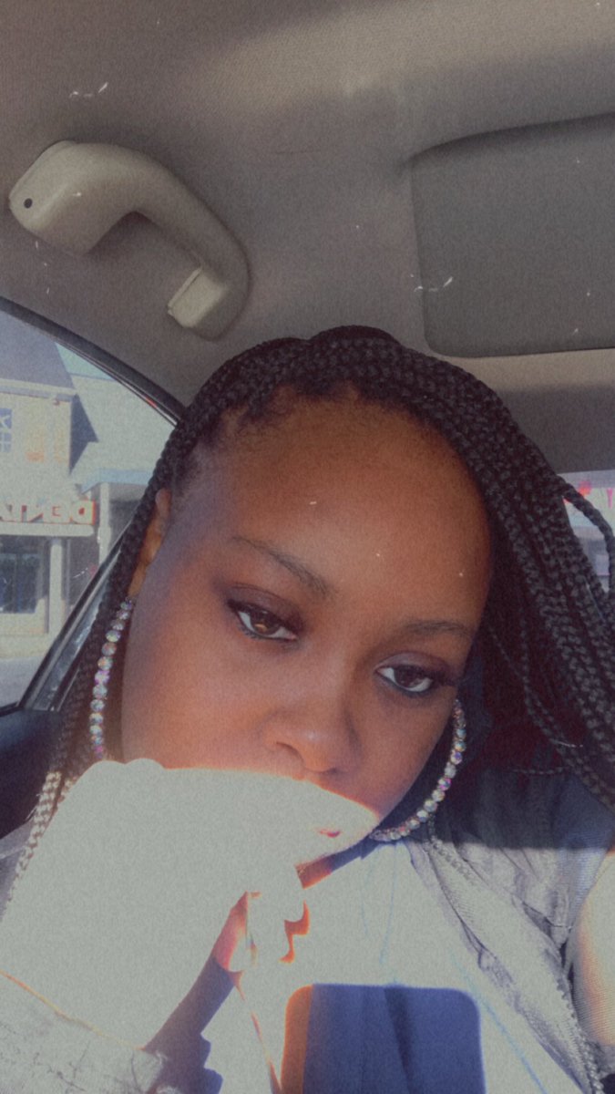 CareFreeWanny's tweet photo. I have talent and I want to show!
Long small knotless braids
Sale $125 hair included 
Follow my IG wannystyle
#YESSAAHAIR https://t.co/JPm9I48jRQ