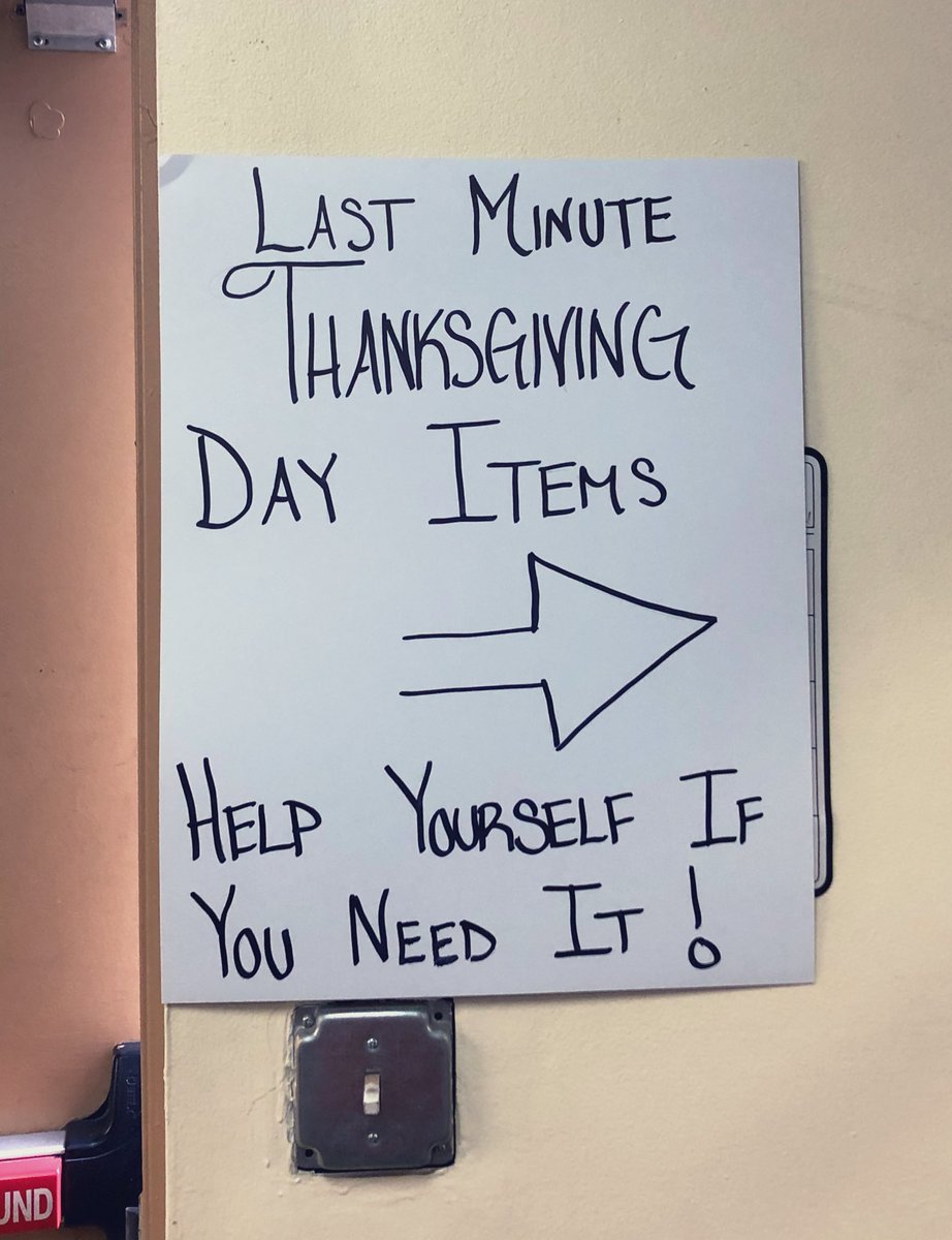 bridgetanne27's tweet photo. Saving people from any last minute shopping or if they need a little extra for their Thanksgiving meals. 🦃🍽 Happy Thanksgiving all! #Thanksgiving2020 #1250Proud #AttitudeofGratitude https://t.co/CBBJRkZrgi