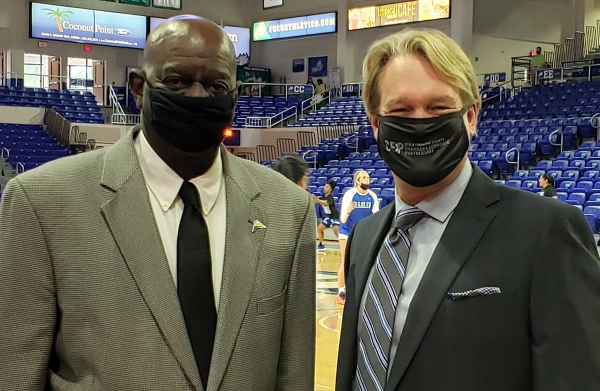 Back for an 11th season w/ @j_webbhorton & we're blessed to be live today on #ESPNPlus for M&W 🏀 season openers at @FGCUEagles #AlicoArena https://t.co/mb6DkQOE1X