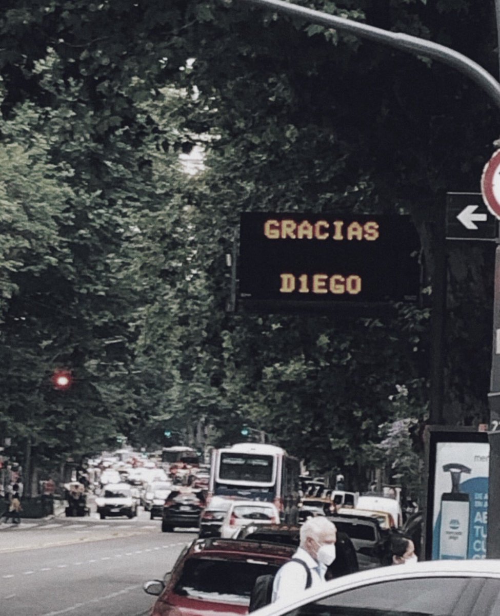 carrusel's tweet photo. 🚘🚸 Así están las calles de Argentina en memoria de Diego Armando Maradona 🖤 https://t.co/2XhVW5A5Gq