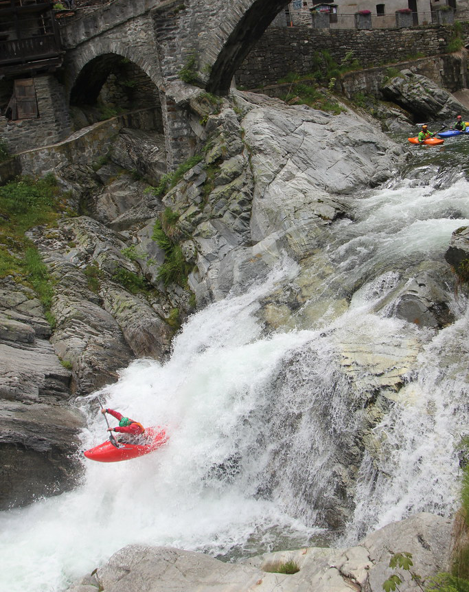 The Save the Sorba activists still need our help to stop the hydropower developments from going ahead in Val Sesia. If you've paddled the river, want to paddle it one day or just want to protect our incredible wild rivers, please sign the petition.

Link in bio.
