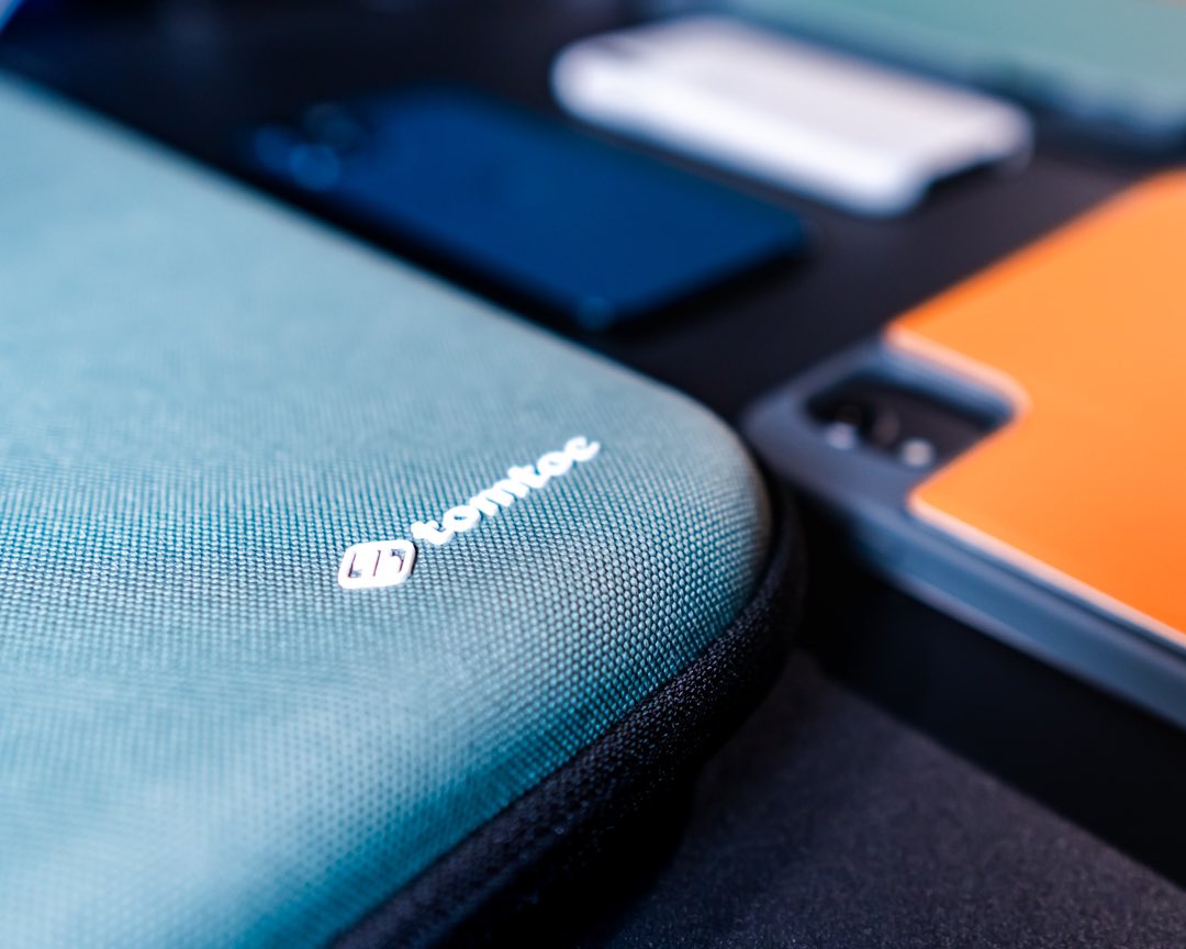 itsmintmindy's tweet photo. Lovin the chill I get from tomtoc’s new colors! Perfect for this rainy season 🌧

tomtoc iPad Air 4 case giveaway: https://t.co/pWd2RkpldG
 
#giveaway #ipadaircase #BlackFridayWeek https://t.co/2F1cDlhZMd