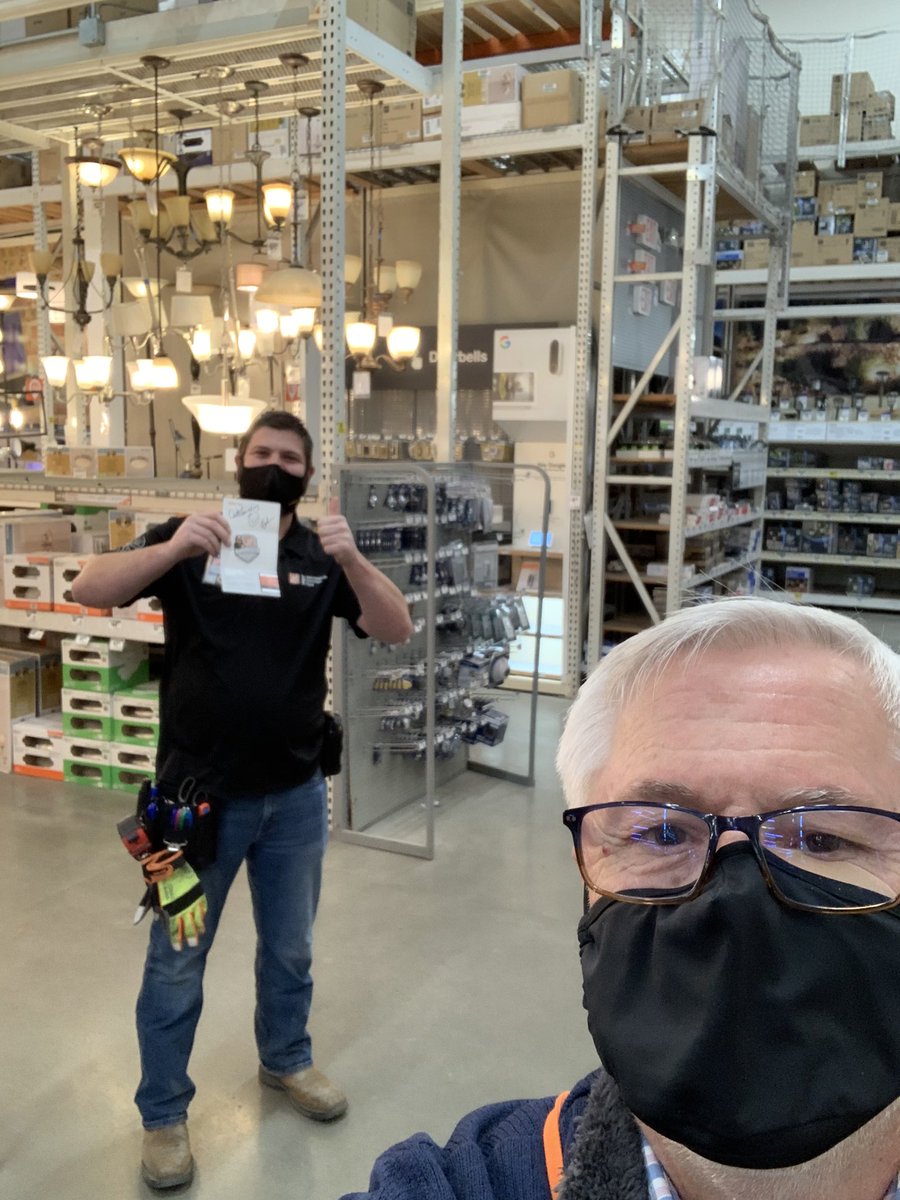 robert3304's tweet photo. Outstanding MET Supervisor, Thank you Tyler for all you do from the team at 3304 Reno https://t.co/o7g94KSmlJ