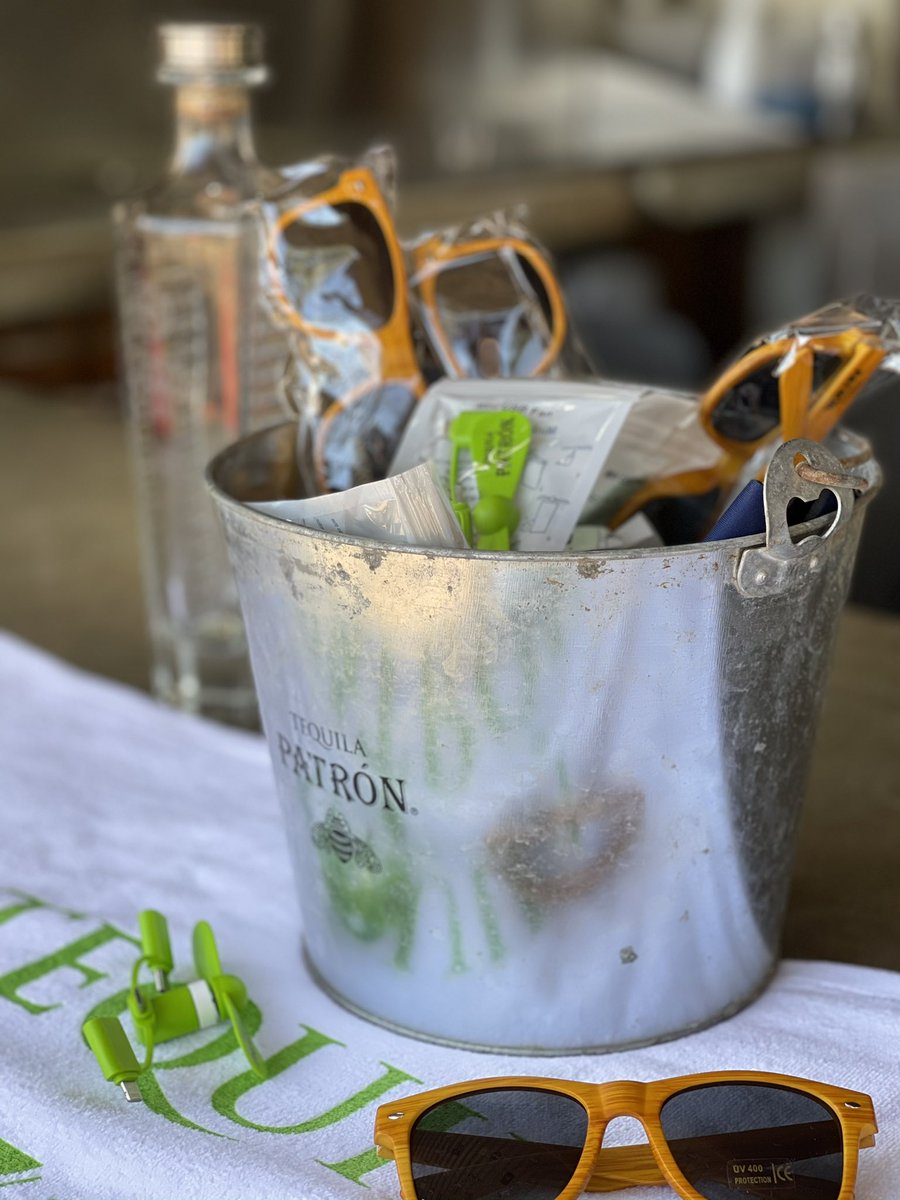 thefriendlyspot's tweet photo. #happybirthdayfriends Order @Patron Piedra #ontap now $36 & grab #friendlypresents at the counter till they’re gone! Let’s be #friendlybirthday Friends #cheersto11years #cocktailsontap #craftbeer #friendlyeats #local #southtownsatx https://t.co/Itnp0L9Iay