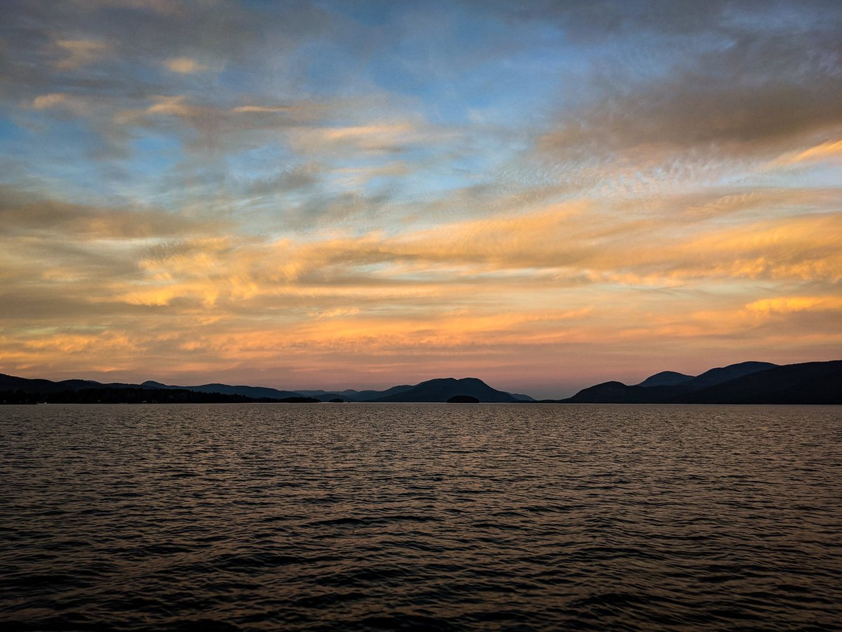 JPLakeGeorge's tweet photo. Lake George at sunset. Have a happy and safe holiday, if you celebrate! #jeffersonproject #lakegeorge #lakegeorgeny #lakegeorgenewyork #upstateny #adk #adirondacks #science #research #technology #biology #water #freshwater #lakes #sunset #november https://t.co/W2RzBKxQwJ