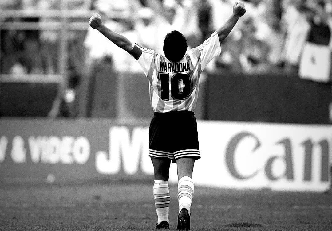 Hoşçakal efsane 😔 #maradona