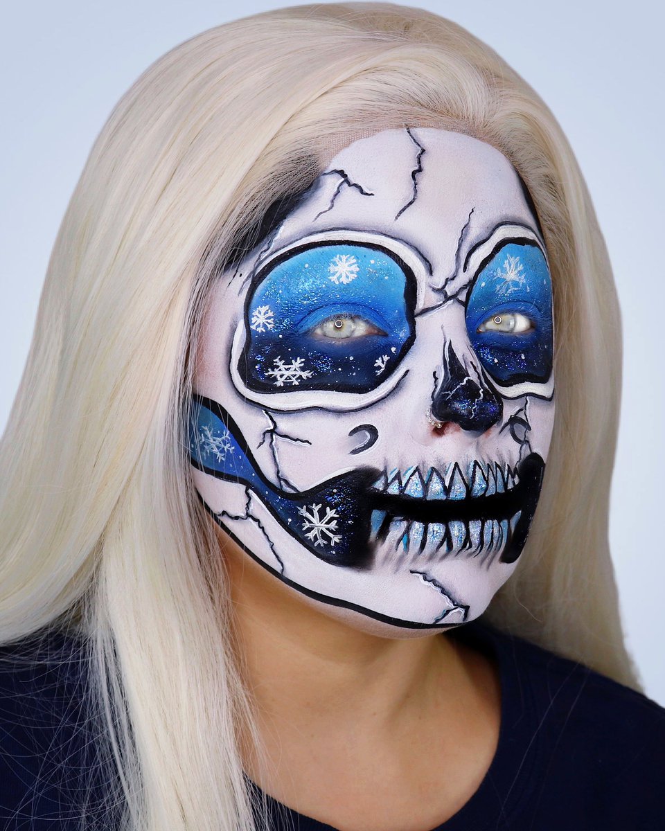 WINTER SKULL 💀❄️ using the <a href="/MakeupRVLTN/">Makeup Revolution</a> Conceal &amp; Define F0 for the base &amp; <a href="/beautybay/">BEAUTY BAY</a> Book of Magic Palette. All other details over on IG
