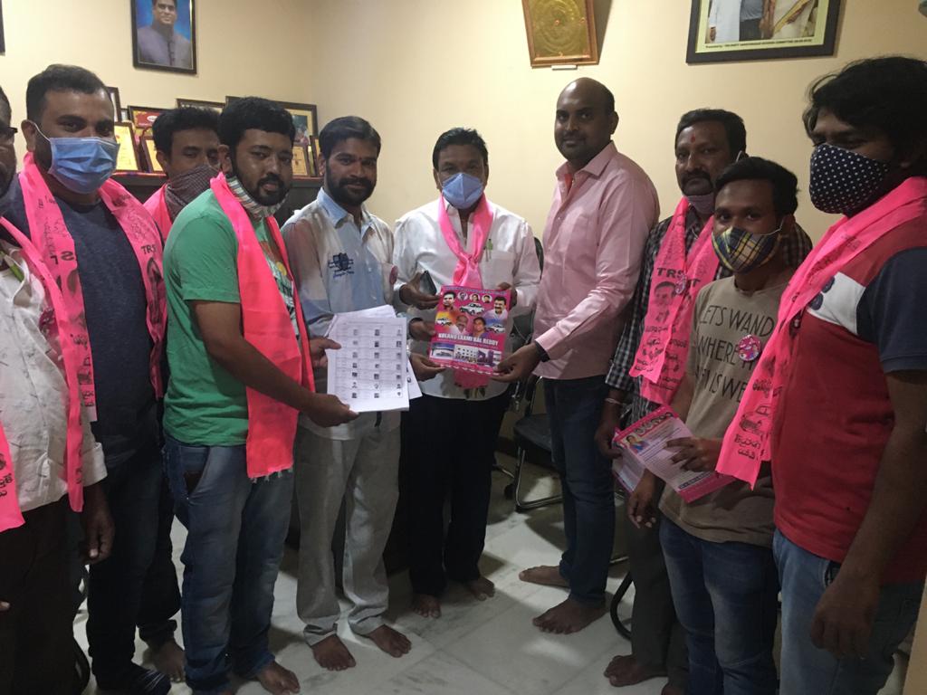 AthramSakku's tweet photo. GHMC ELECTION CAMPAIGN AT SANATH NAGAR DIVISION https://t.co/ulaiFvrhIF