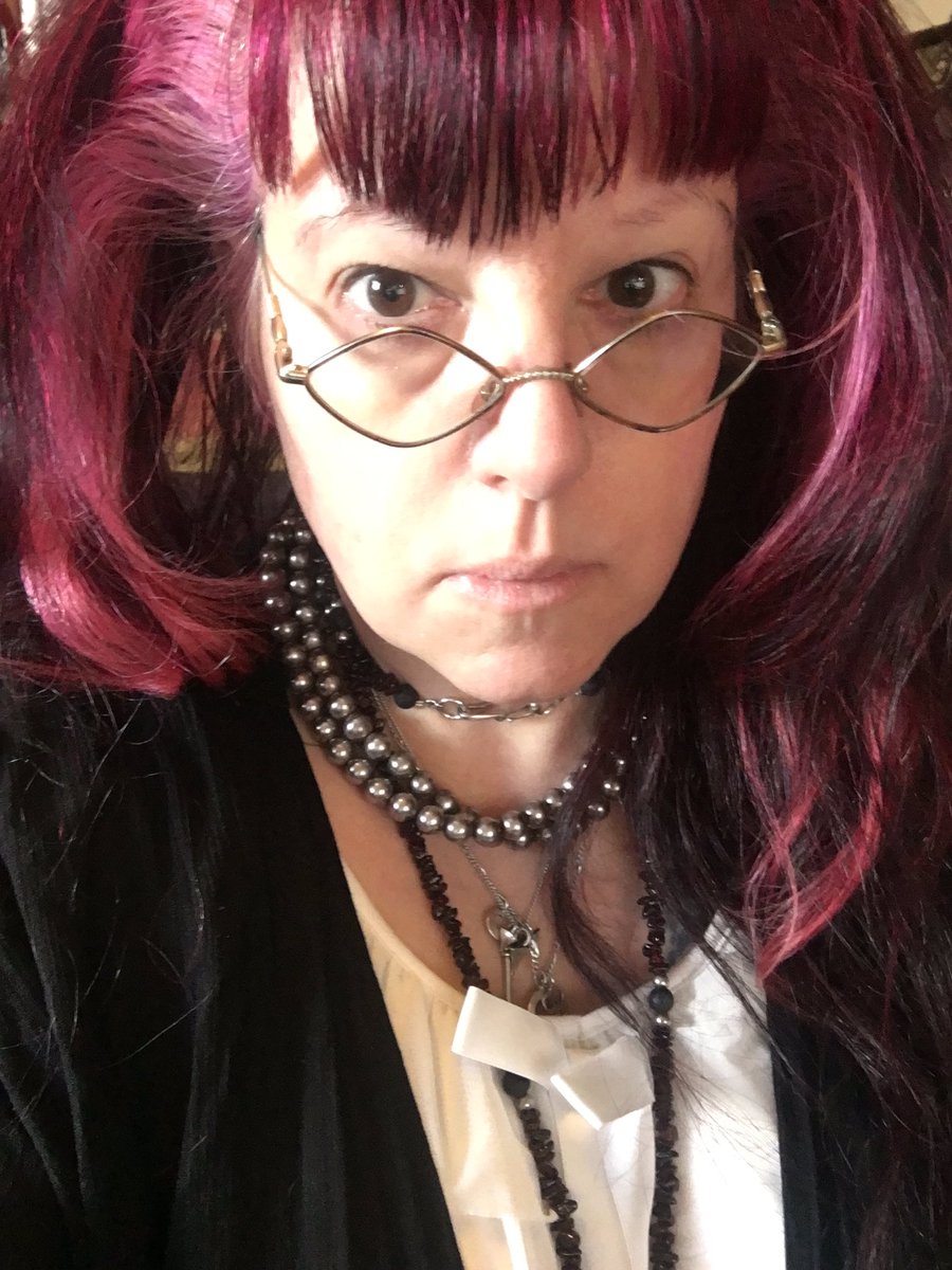 CupcakeGoth's tweet photo. Migraine face. Silver keys by @rocklovejewelry, rose thorns by @bloodmilk , vintage silver beads, and garnet strand by me.
#EverydayGoth
#ThisIsGoth
#CreatureOfDarkness https://t.co/VOiPLUEQ0a