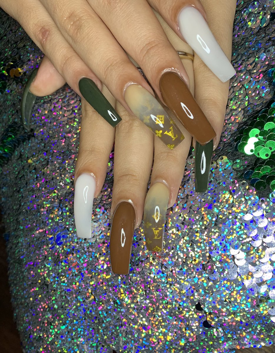 itskedollasign's tweet photo. i been working 💅🏽 #DOLLANAILS #bookyournextsetwithme https://t.co/tLnJeLJ62c