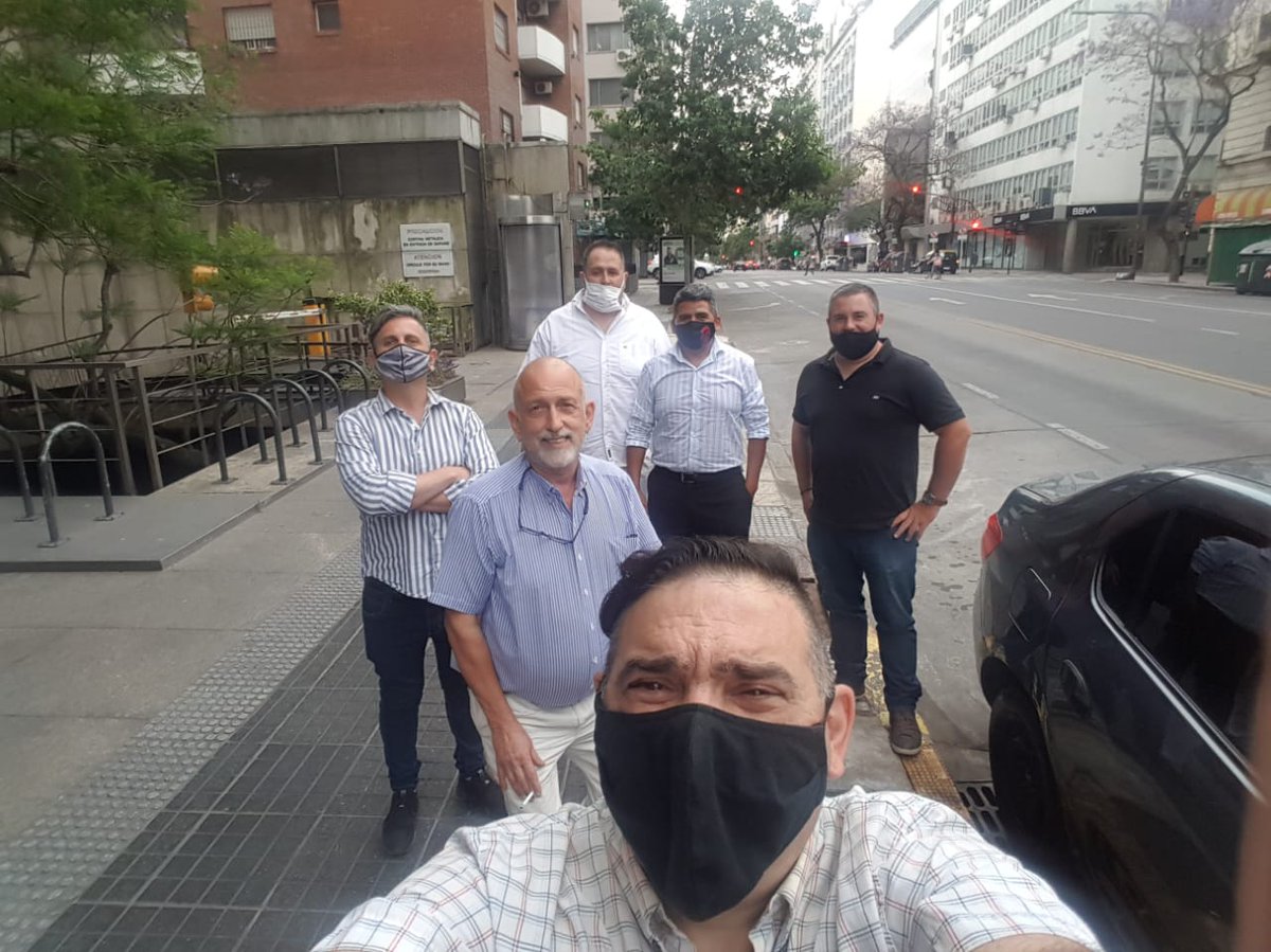 AlertaEscolares's tweet photo. #AlertaEscolares

MESA NACIONAL DE TRANSPORTISTAS ESCOLARES INFORMA: 
Agradecemos a nuestro amigo y compañero José Coronel funcionario del Municipio de Pilar Gestión @FedericoAchaval y Dirigente del MUP por concretar una gran reunión de trabajo con @CeciGomezMirada https://t.co/85taj2e0JC