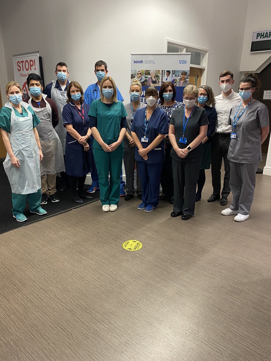 DrRebeccaClark's tweet photo. Proof that you don’t need hundreds of people or large hospital trusts to recruit for large scale studies. This team of dedicated, wonderful NHS staff has now randomised 638 people to the @Novavax Phase 3 vaccine study and we’re not stopping there. #nextstop650 https://t.co/GWK9LnehSj