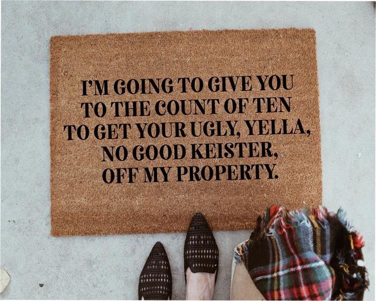 northsouthdecor's tweet photo. If you’re in need of a little holiday doormat humor for your front door, check out these beauts Clark.
😉🎄🏡
#northsouthdecor #etsyfinds #holiday #holidayseason #holidaydecor #funny #doormat #doormatsofinstagram #weallcanusealaugh #holidayhumor https://t.co/eYC5xXXZHq