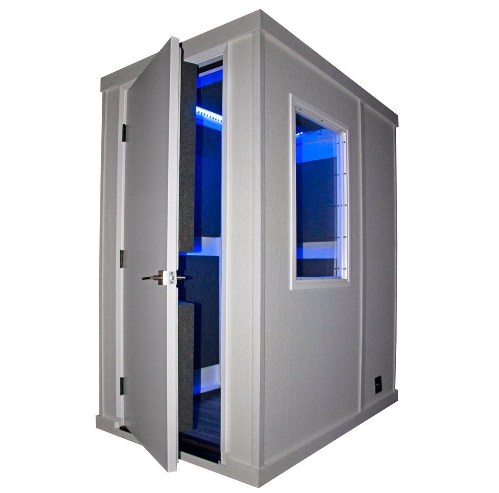 LAvocalbooths's tweet photo. Our premium lighting package allows you to set the vibe and change your booth lights to any color you want. 🤩 #LAVocalBooth ⁣ https://t.co/CIE7M5BeSD