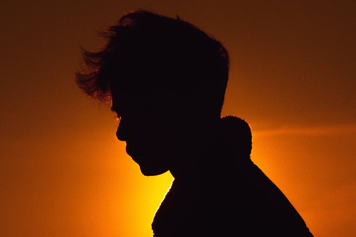 IAMDYMND's tweet photo. If there were no difficult moments there would be no happiness. Despite the difficult time, I never stopped creating and improving myself in every dynamic of my life. New music finally coming! https://t.co/JnO7jr9xad