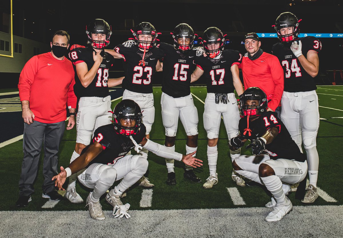kennethschiumo's tweet photo. What are you thankful for?
I am THANKFUL for my Wide Receivers and @CoachSep!
✔️ Coachable
✔️ Hard-workers
✔️ Hold each-other accountable
✔️ Hold ME accountable
✔️ Ever-growing
✔️ Ever-learning
Thank you for trusting me day in and day out. Love y’all!
#GiveThanks #KULTURE https://t.co/HQGuQB5fab