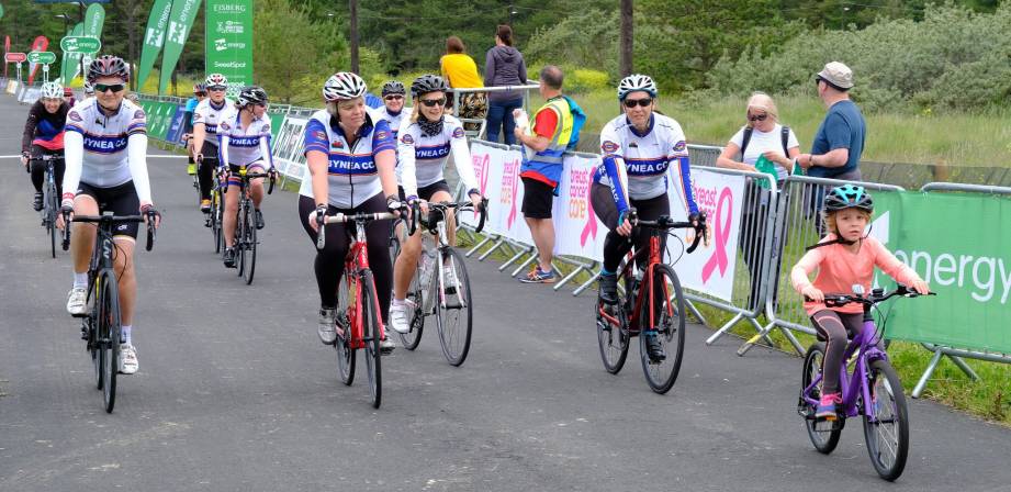 Beicio Cymru (@beiciocymru) on Twitter photo 👏llongyfarchiadau <a href="/Bynea_CC/">ByneaCyclingClub</a> who have been shortlisted for <a href="/cyclingweekly/">Cycling Weekly</a> club of the year award.
britishcycling.org.uk/news/article/2…
#SwanseaHour
#CyclingsSaysThanks
#ChooseCycling
<a href="/Sport_CCS/">Sport and Health Swansea</a>
<a href="/sportcarms/">Chwaraeon a Hamdden Actif | Actif Sport & Leisure</a>
<a href="/sportwales/">Sport Wales</a>
<a href="/SwanseaHour/">Swansea Hour</a> 👏llongyfarchiadau <a href="/Bynea_CC/">ByneaCyclingClub</a> who have been shortlisted for <a href="/cyclingweekly/">Cycling Weekly</a> club of the year award.
britishcycling.org.uk/news/article/2…
#SwanseaHour
#CyclingsSaysThanks
#ChooseCycling
<a href="/Sport_CCS/">Sport and Health Swansea</a>
<a href="/sportcarms/">Chwaraeon a Hamdden Actif | Actif Sport & Leisure</a>
<a href="/sportwales/">Sport Wales</a>
<a href="/SwanseaHour/">Swansea Hour</a>