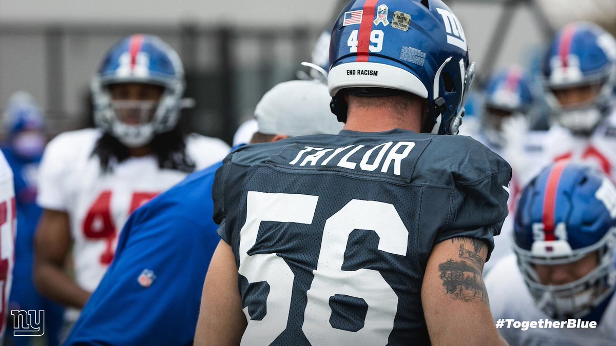 Giants's tweet photo. To acknowledge their work, the Scout Team Players of the Week were able to wear special jerseys featuring numbers of Giants legends. They were able to pick from the franchise's Ring of Honor inductees. https://t.co/D3KnMc8dRQ