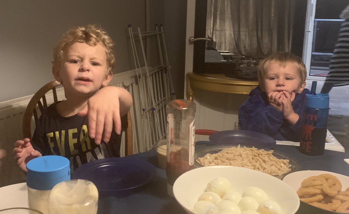 NannaOnTheRun07's tweet photo. Finished off our perfect day with dinner cooked by my lovely daughter. #IfIts were just the best. 🤣 My beautiful Grandsons are so funny and clever 🥰 Nothing like it in the world 😍 #Grandsons #Grandchildren #MyApple #MyPear #MyBoys #LUMTL #FamilyTime @squuidds 
💜🍏🍐💜 https://t.co/DmE7wiT7ln