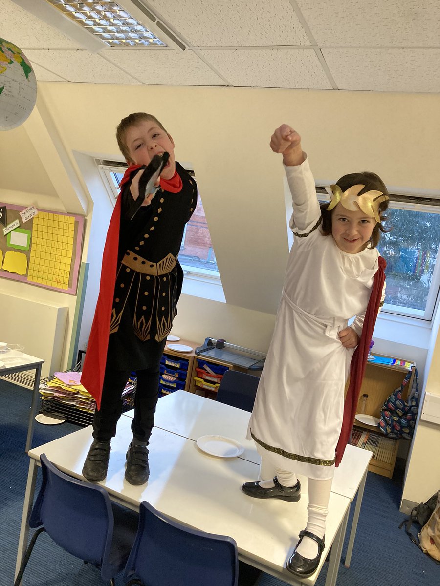 BGS_MiddleSch's tweet photo. Year 4 revelling in the past during our Roman Day @BGS_LowerSch https://t.co/XLr0MENf9g