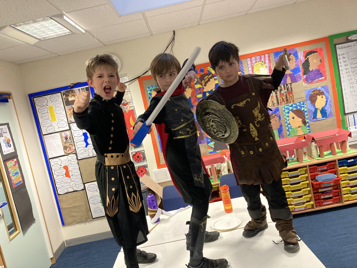 BGS_MiddleSch's tweet photo. Year 4 revelling in the past during our Roman Day @BGS_LowerSch https://t.co/XLr0MENf9g