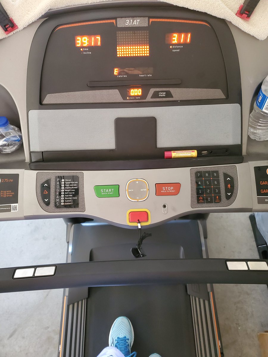 branflake74's tweet photo. Glad I was able to get my 3 miles in this morning before heading out to travel for the holidays, super proud, this is my best time so far!!... Happy Thanksgiving to everyone!! 💚💪🏃‍♀️🦃 @MyPeakChallenge @CoachValbo @SamHeughan @NTXPeakers https://t.co/Pi7wt8QKzS